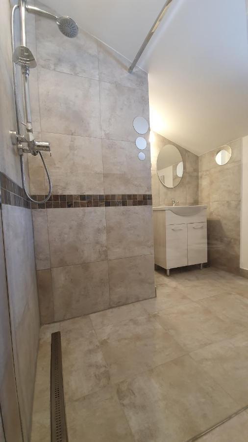Bran Hill Vila Exterior foto